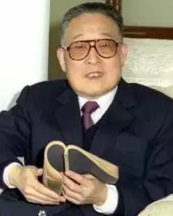 张镜人